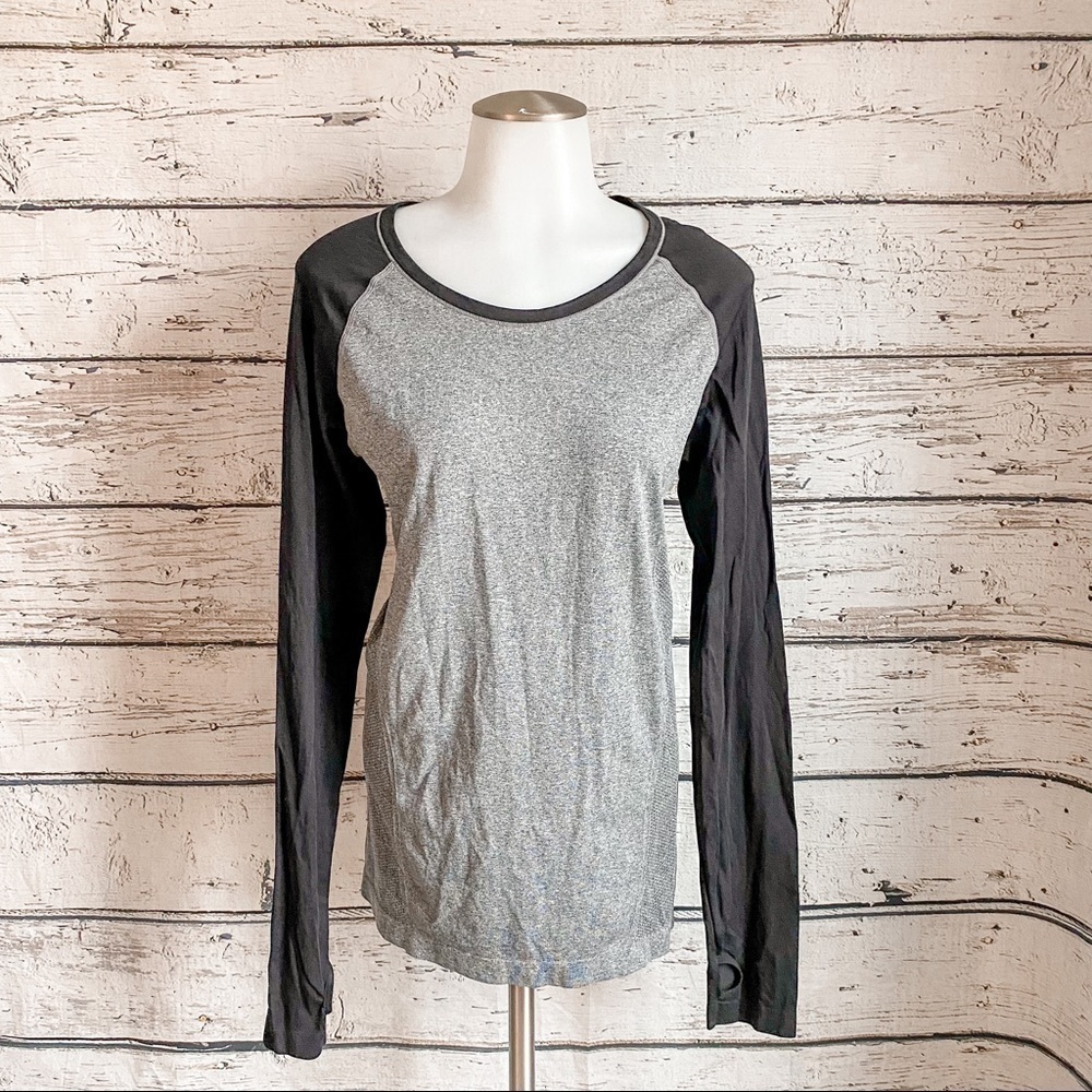 Danskin Now Semi Fitted top